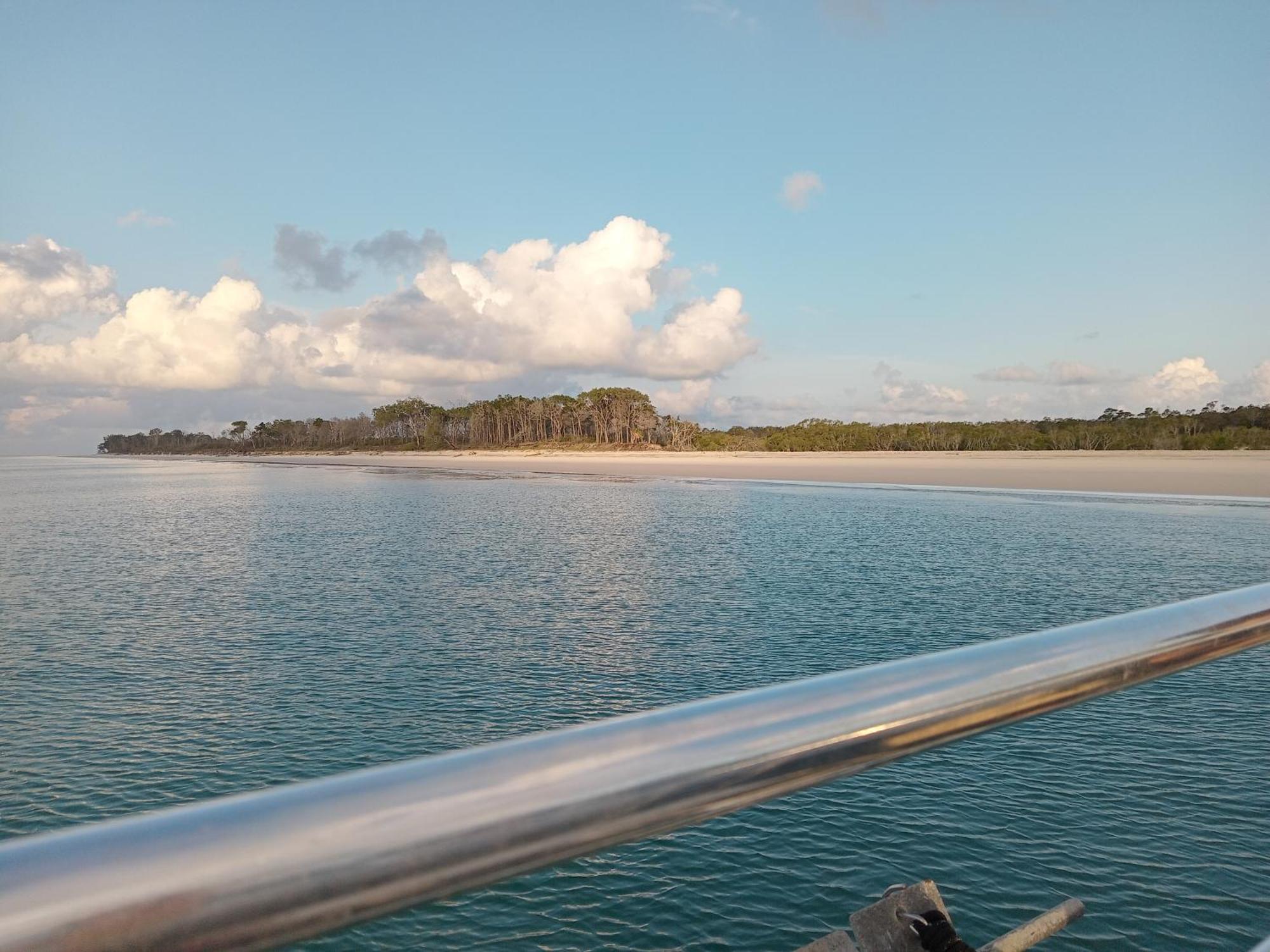 Hervey Bay Flashpackers Vandrarhem Exteriör bild